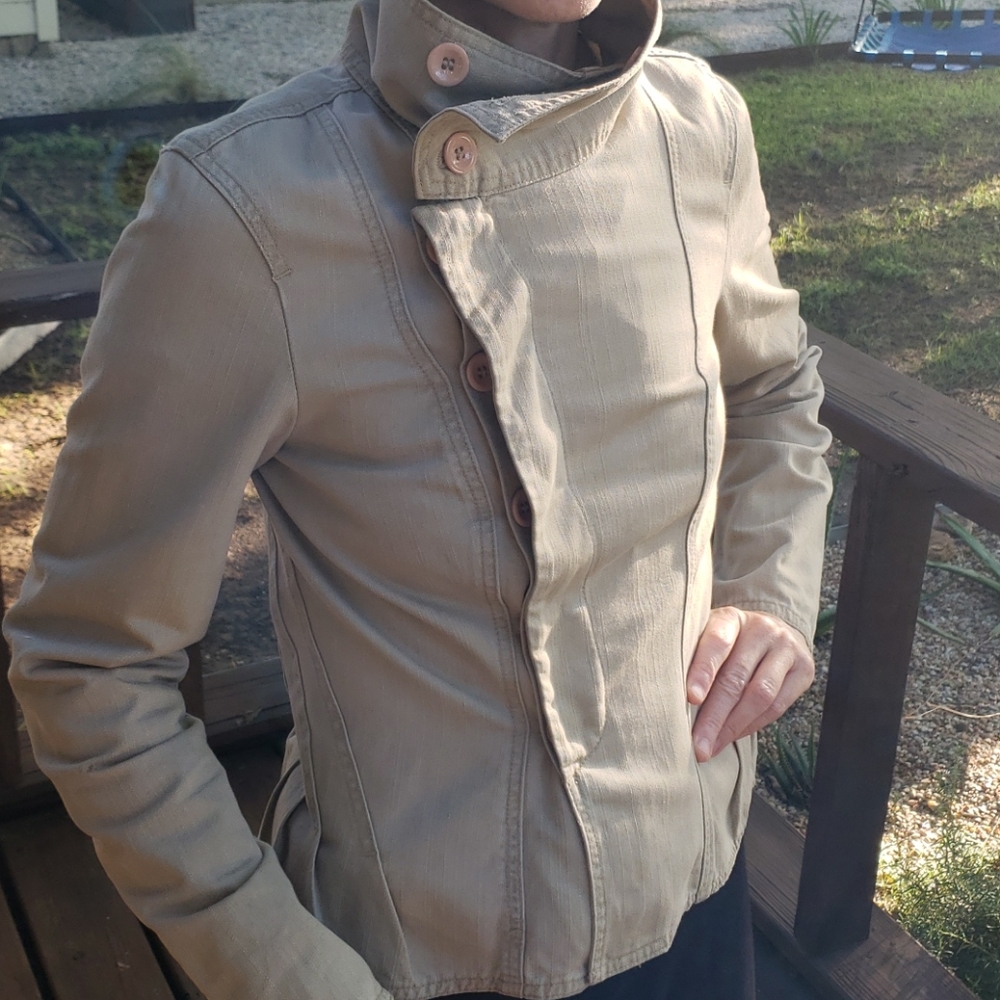 Jacket - Picture 5 of 5